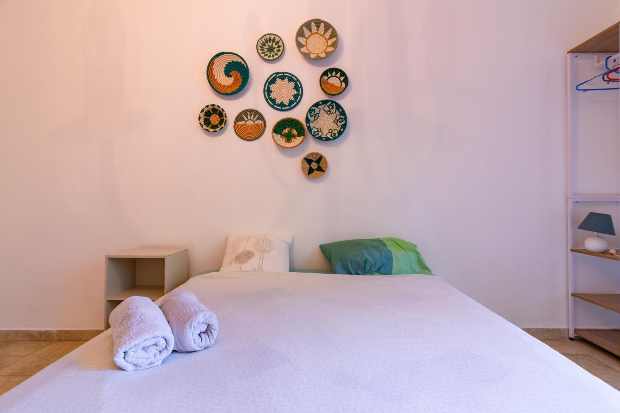 Le Cerisier Des 4 Chemins - Appt 75M² Pour 6 Apartment Carcassonne Bagian luar foto